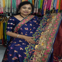 Kashmiri Emporium:-Um3