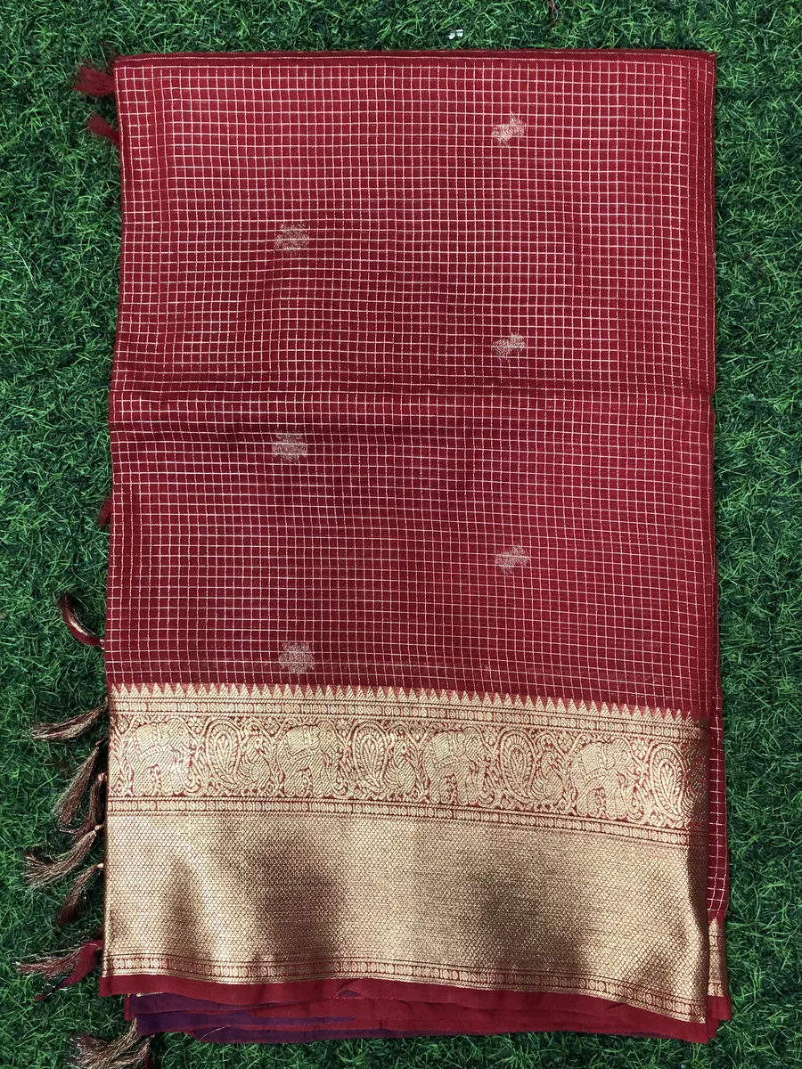 Clearance Sale Vintage Checks Saree