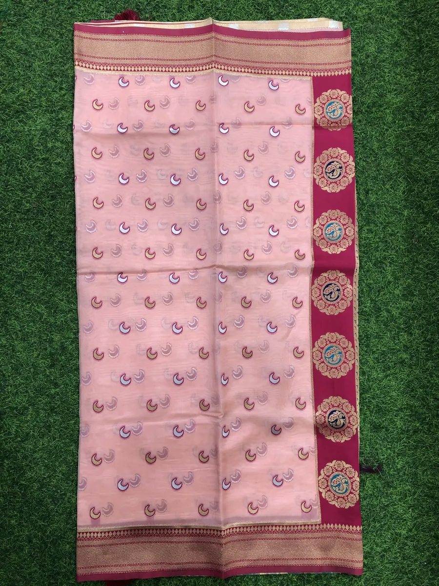 Weaving mistake saree